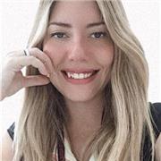 Profesora de lengua y literatura con experiencia en educación media y universitaria con diez años de experiencia